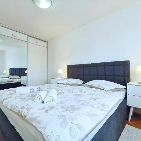 Doris Apartment *