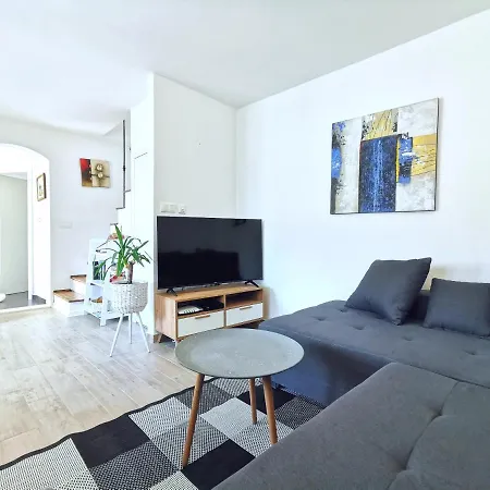 Apartment Doris *