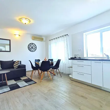 Apartment Doris